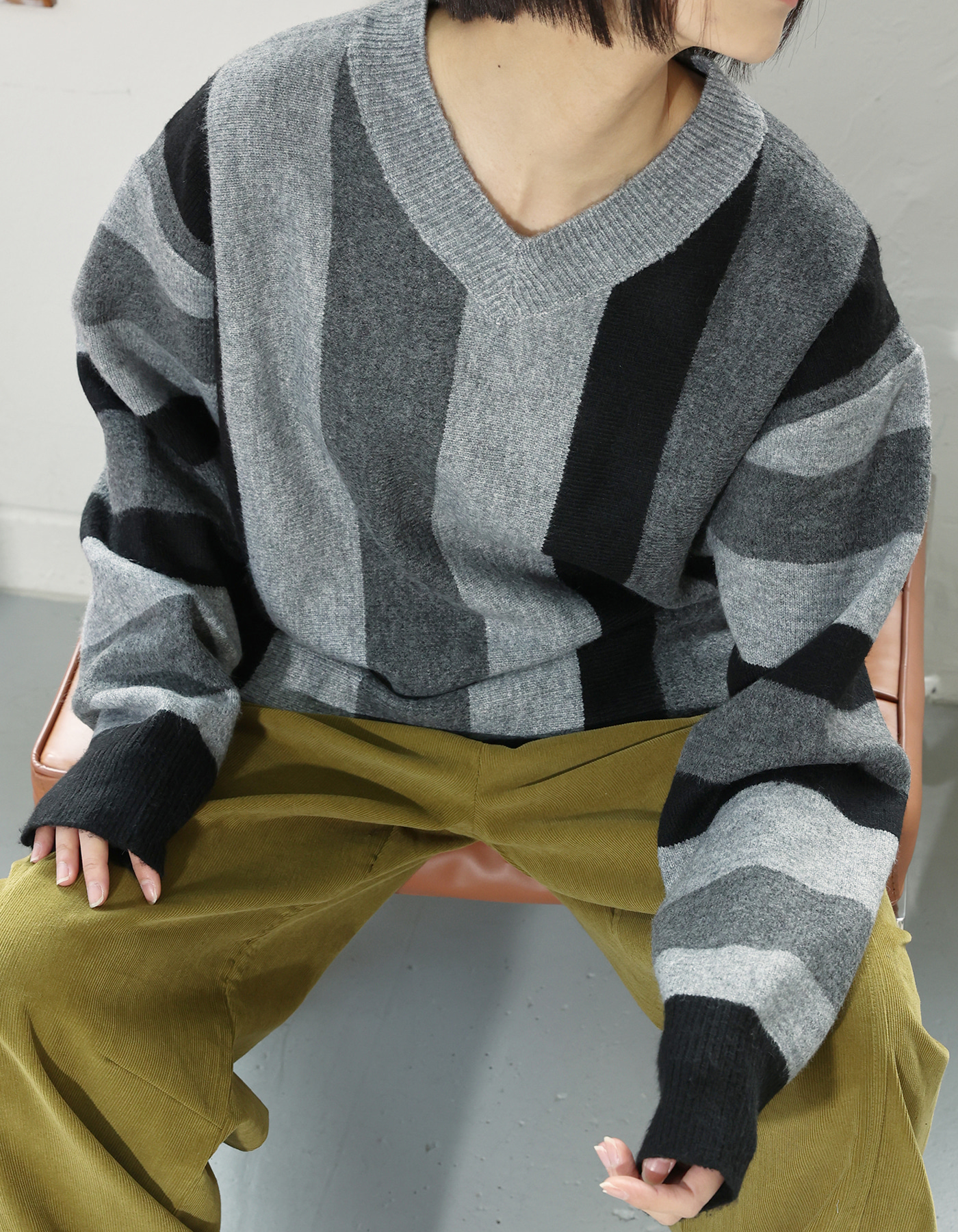 Anthic cashmere stripe knit (2 Color)