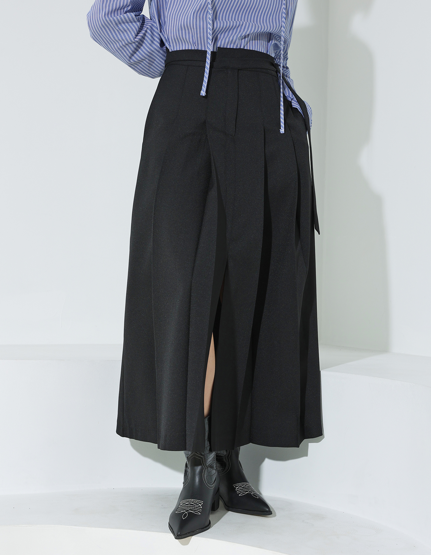 Waist slit strap pleate skirt (2 Color)